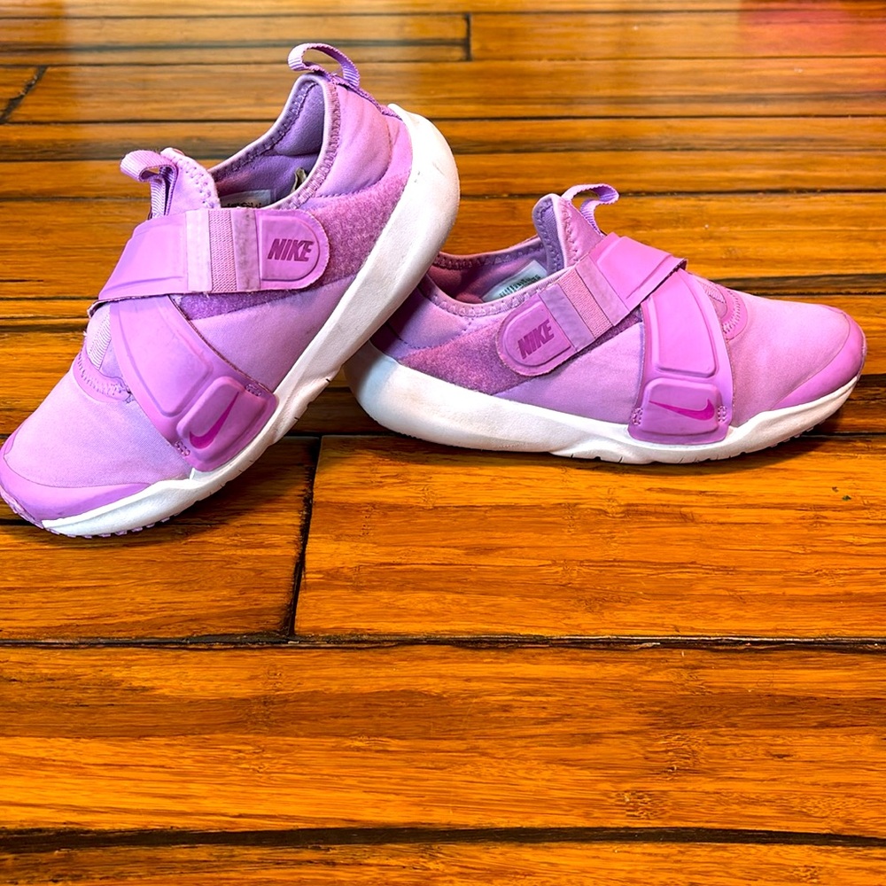 Nike Flex Advance